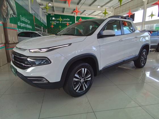 FIAT TORO 1.3 TURBO 270 FLEX FREEDOM AT6 FIAT TORO 1.3 TURBO 270 FLEX FREEDOM AT6